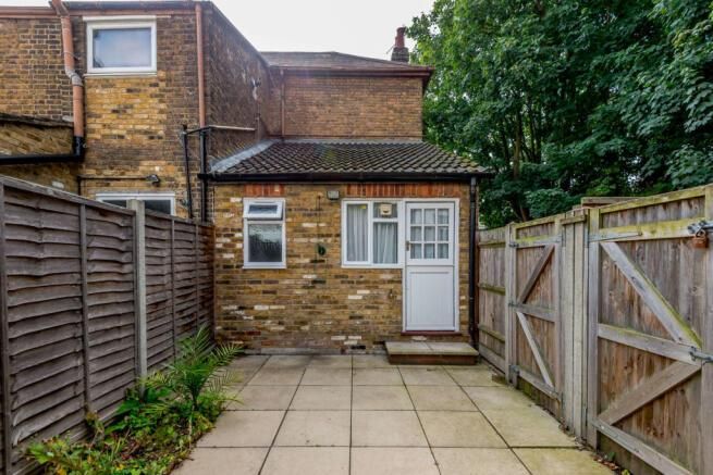 Property photo 3 of 8