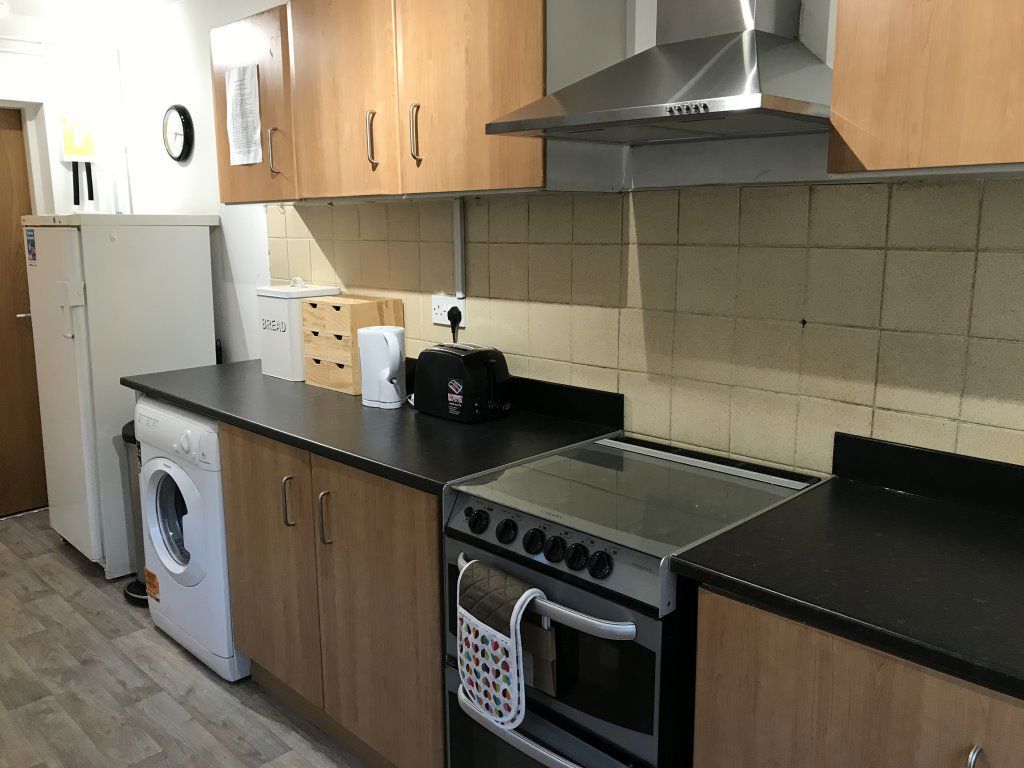 Property photo 3 of 9