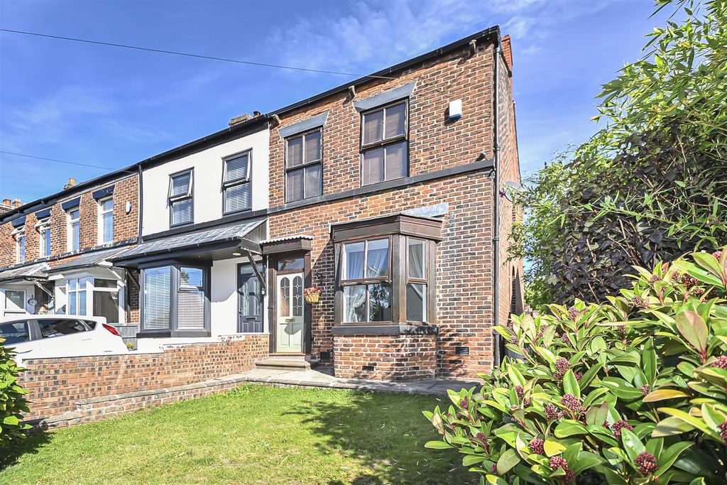 Property photo 1 of 49 7 Park Road External (1).Jpg