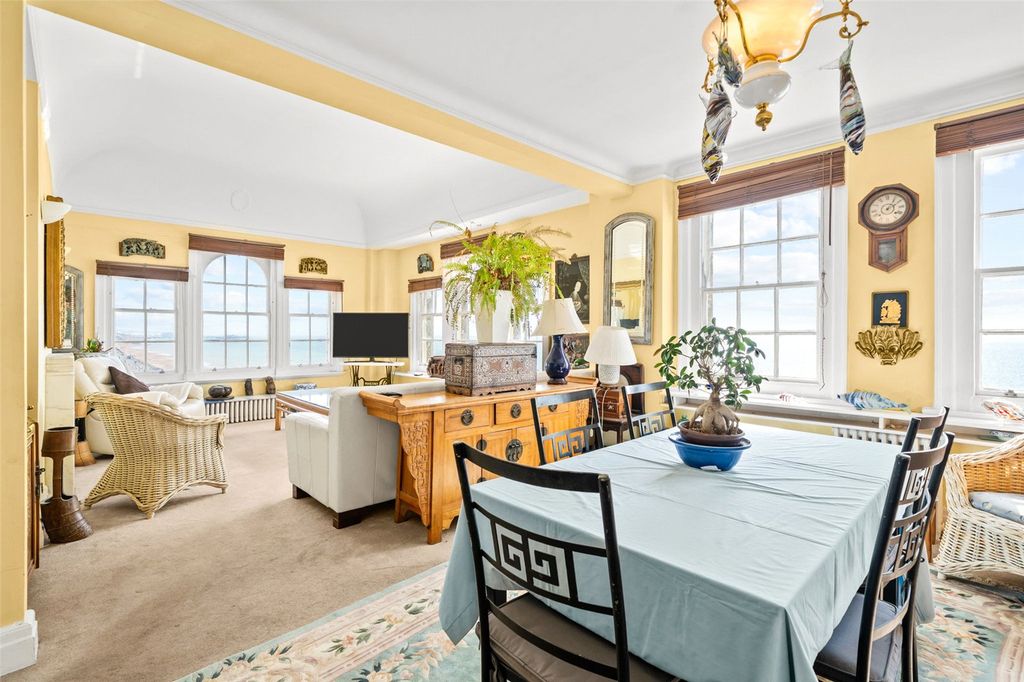 Property photo 3 of 29 Picture 3