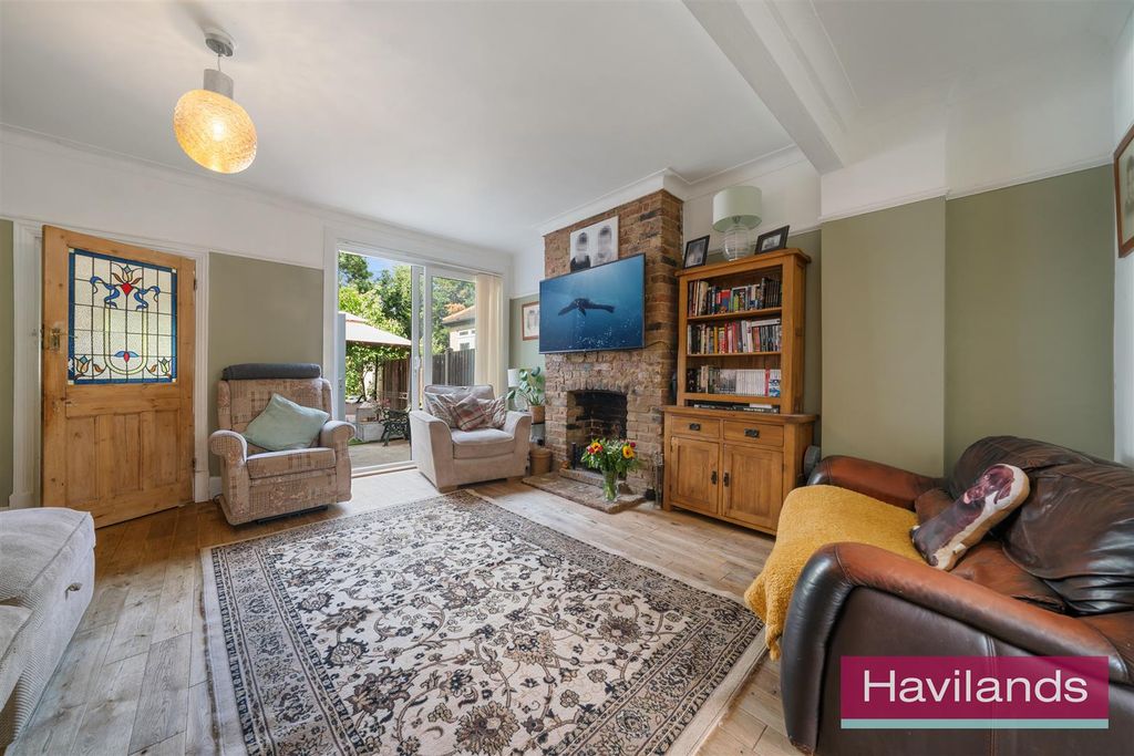 Property photo 3 of 21 Park Avenue-8.Jpg