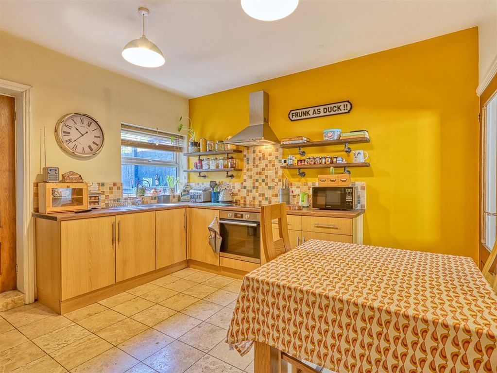 Property photo 2 of 21 Kitchen Diner