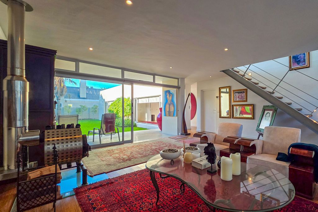 Property photo 2 of 33 1TV1736796