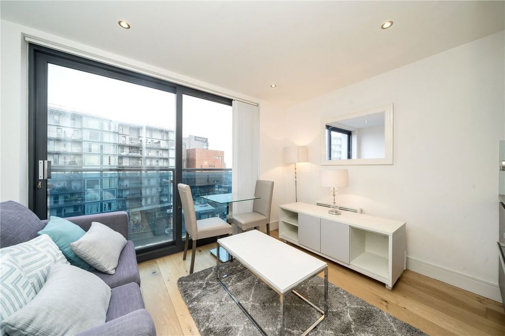 Property photo 1 of 4