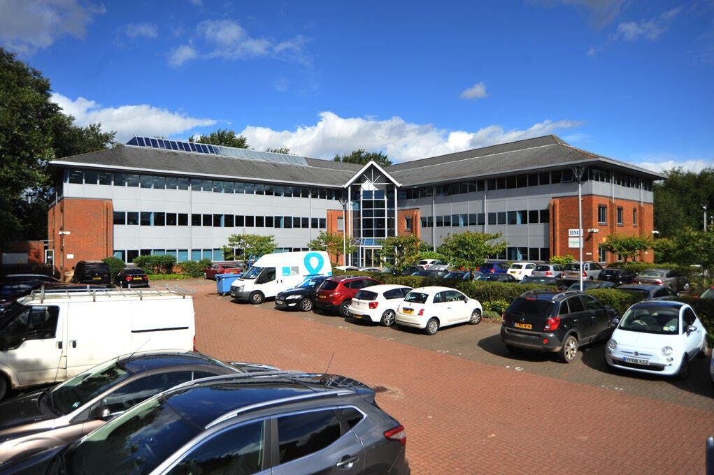 Property photo 3 of 22 109417_32Lh_Img_11_0001.Jpeg