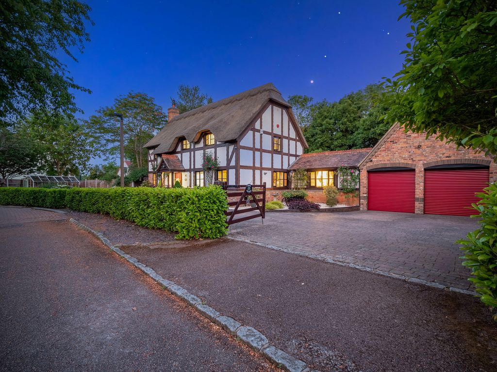 Property photo 1 of 43