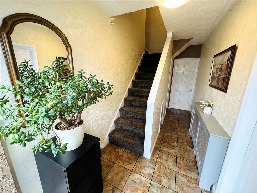 Property photo 2 of 23 Hall