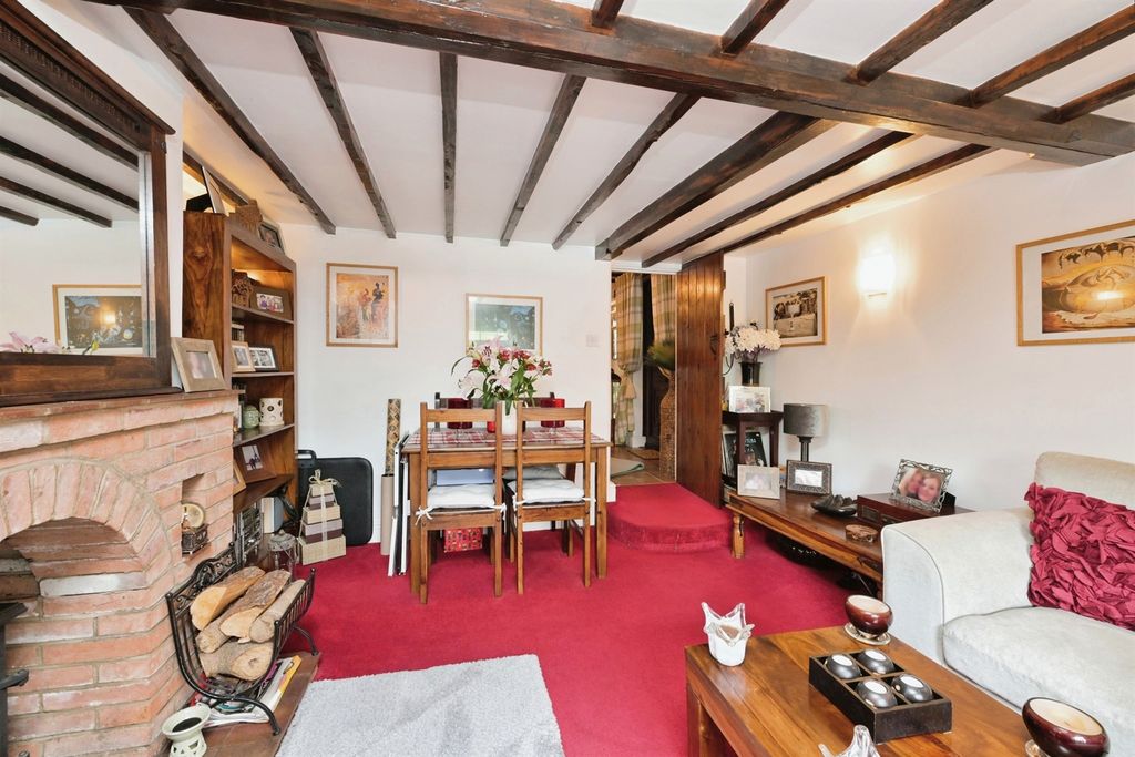 Property photo 3 of 13