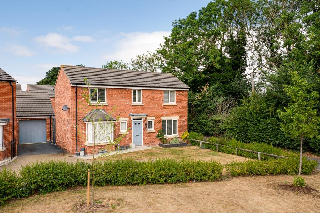 Property photo 1 of 41 17 Darsdale Drive, Raunds (3 Of 43).Jpg