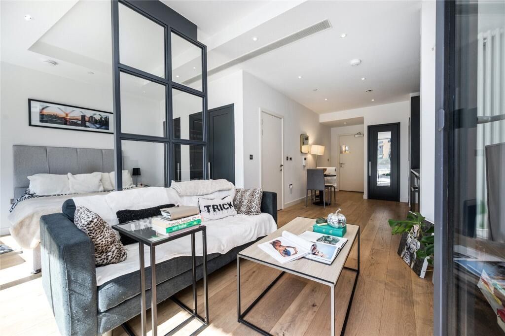 Property photo 3 of 14 4648072