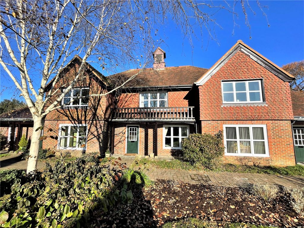 Property photo 1 of 8 Picture No. 14