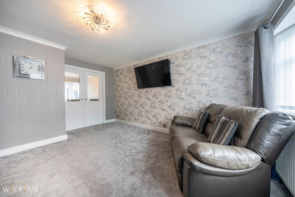 Property photo 3 of 30 Photograph