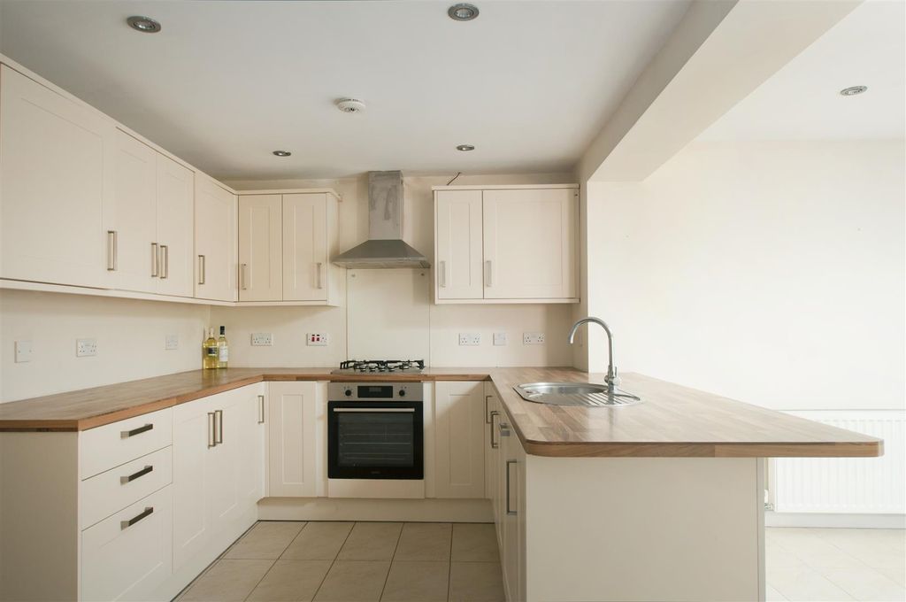 Property photo 1 of 11 35 Thames 02.Jpg