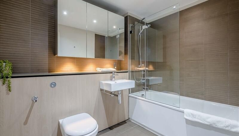Property photo 2 of 17 Bathroom