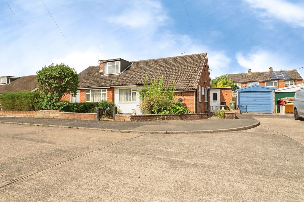 Property photo 2 of 16 Pbox-Img.Jpg