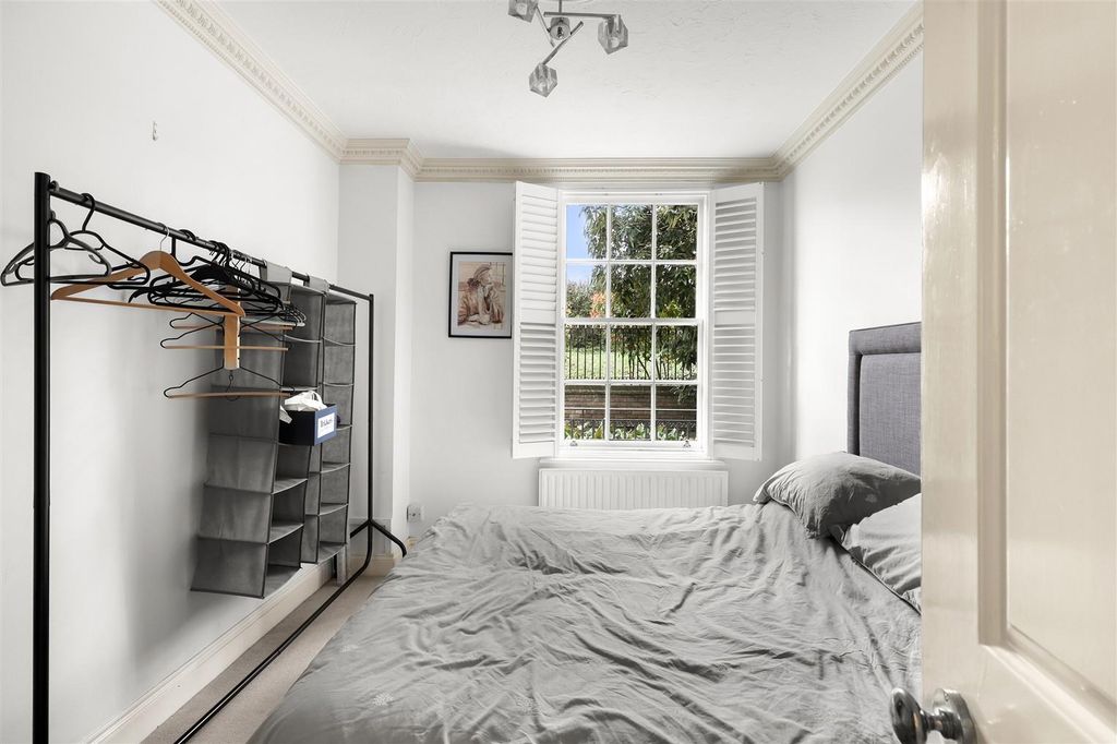 Additional image 14 of 2 bed flat for saleBower Hill, Epping CM16