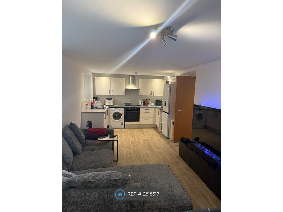 Property photo 3 of 19