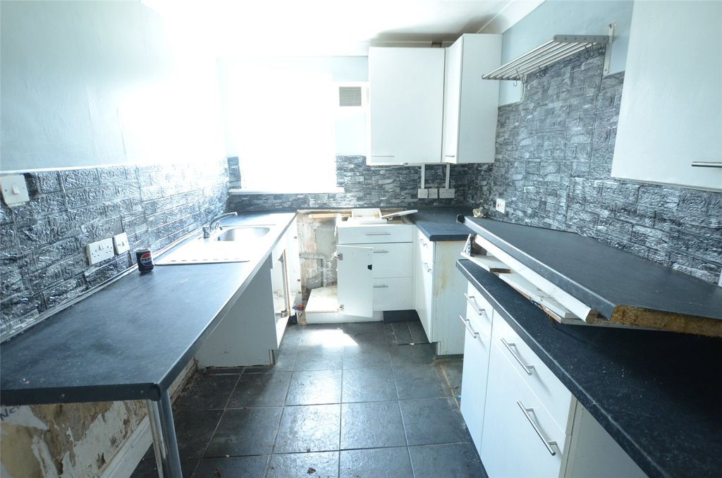 Property photo 3 of 9 Picture No. 07