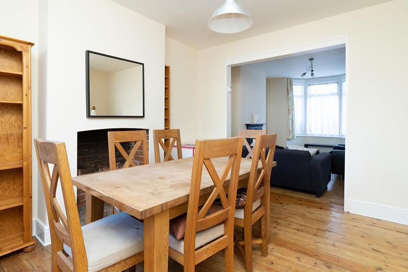 Property photo 3 of 9 1058794