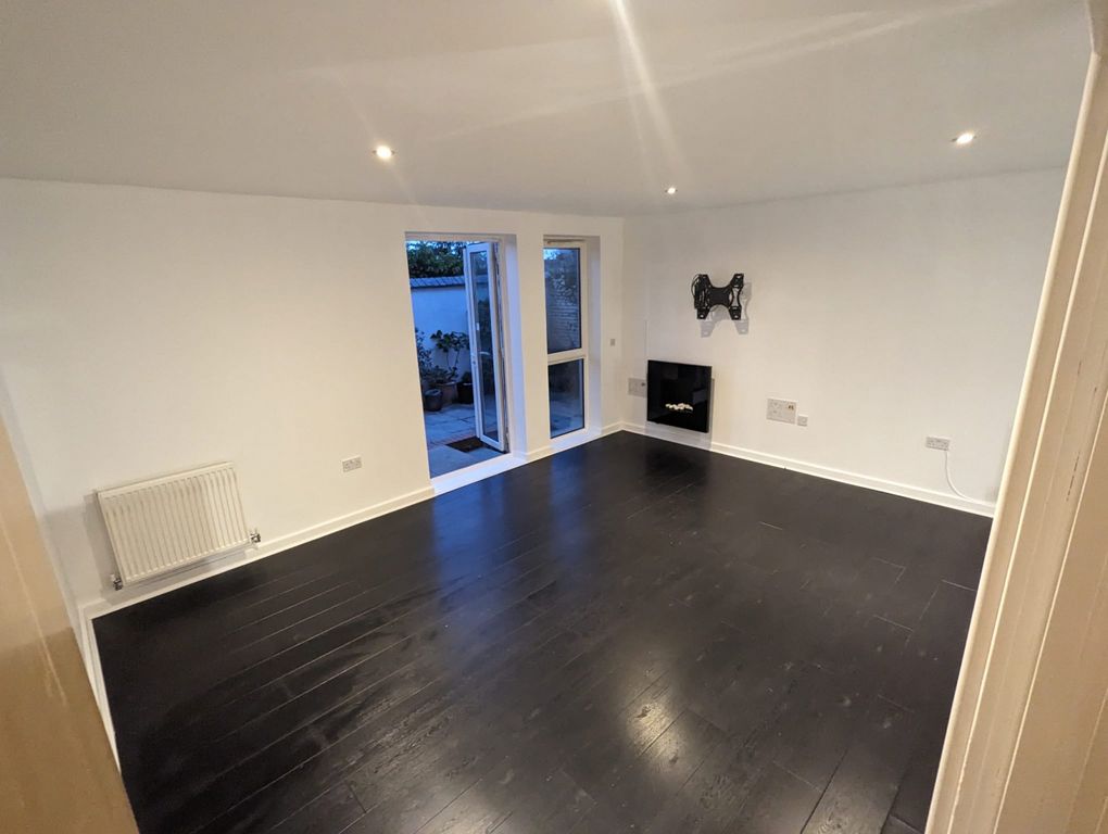 Property photo 3 of 15 Gallery