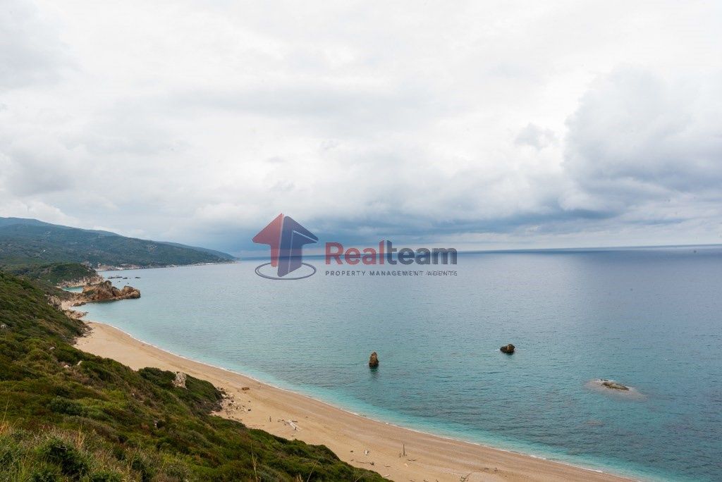 Property photo 1 of 30