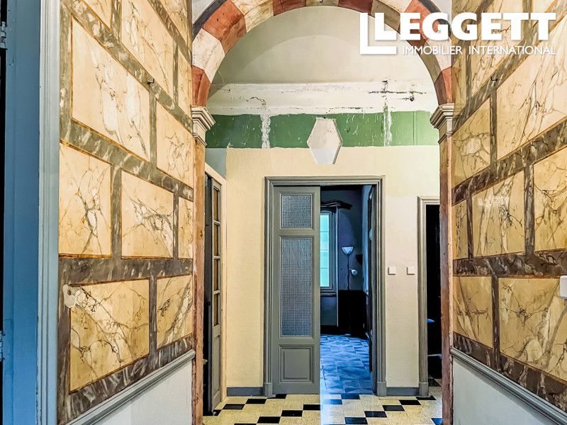 Property photo 3 of 10