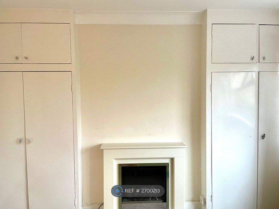 Property photo 3 of 14 Bedroom