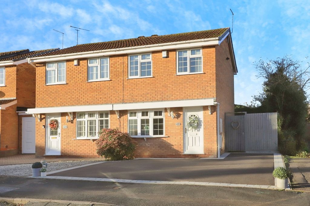 Property photo 1 of 8 Main Picture