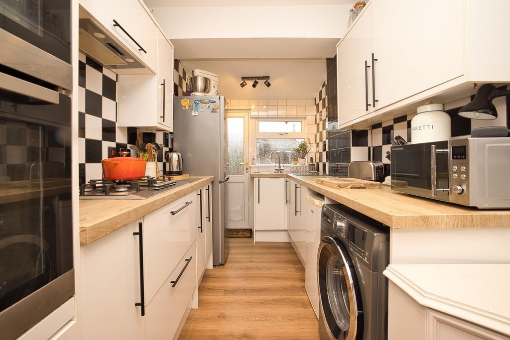 Property photo 3 of 14 Picture 3