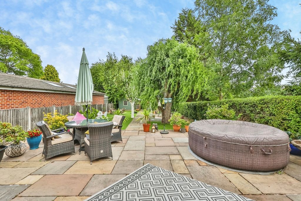 Property photo 2 of 22 Pbox-Img.Jpg