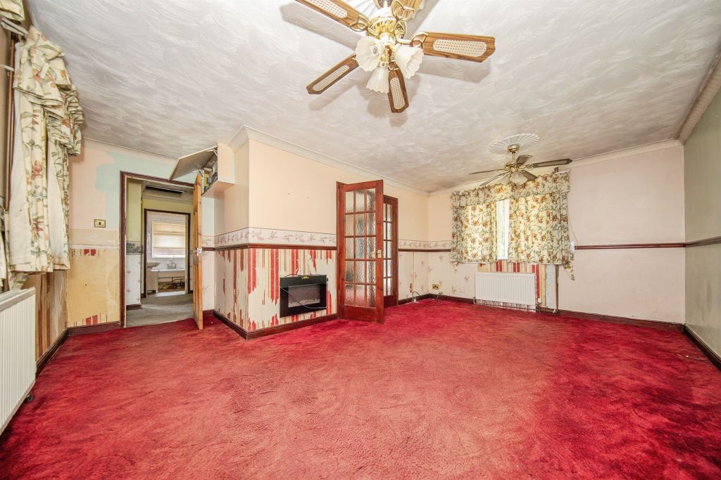Property photo 3 of 15
