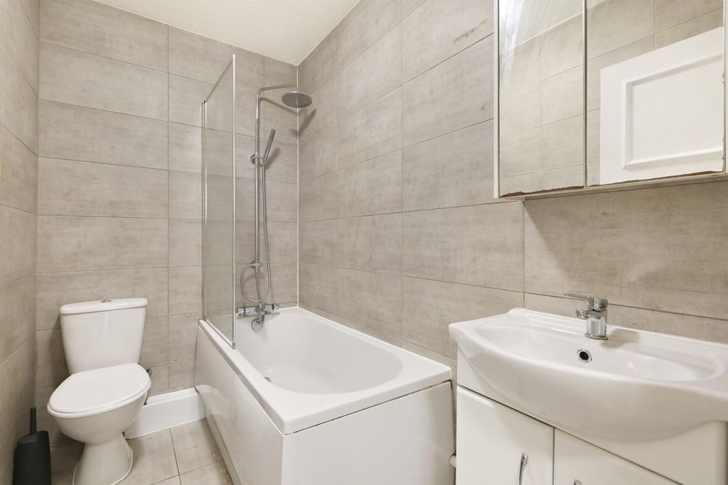 Property photo 3 of 12 Ach_8311 (1).Jpg