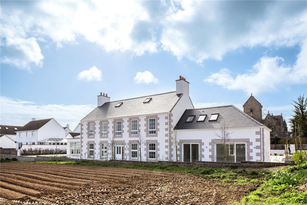 Property photo 1 of 20 External