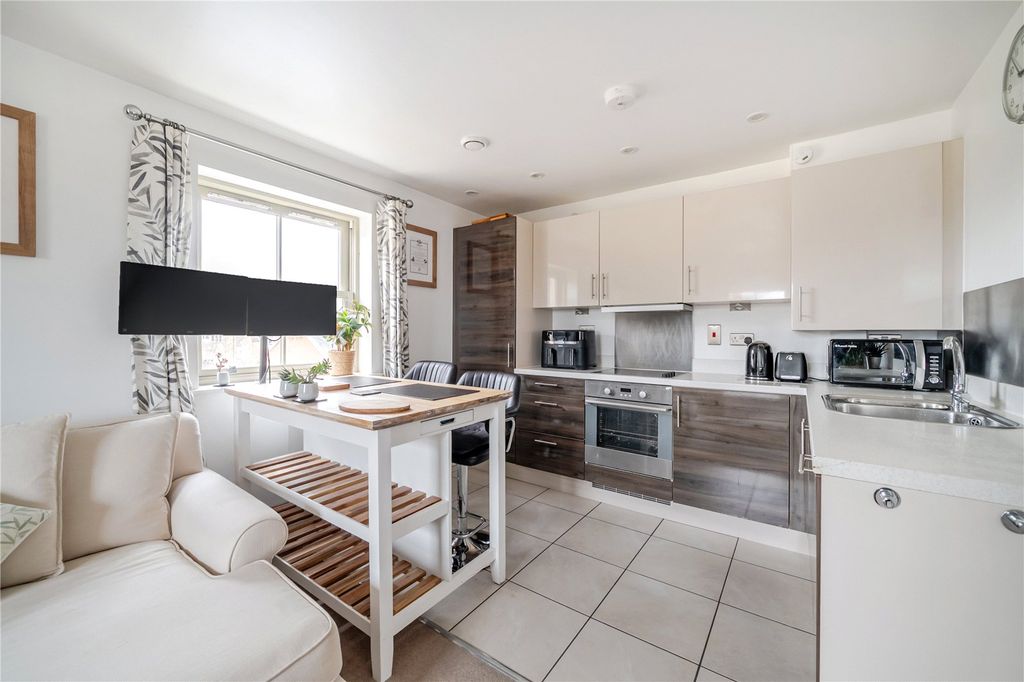 Property photo 3 of 18 Picture No. 07