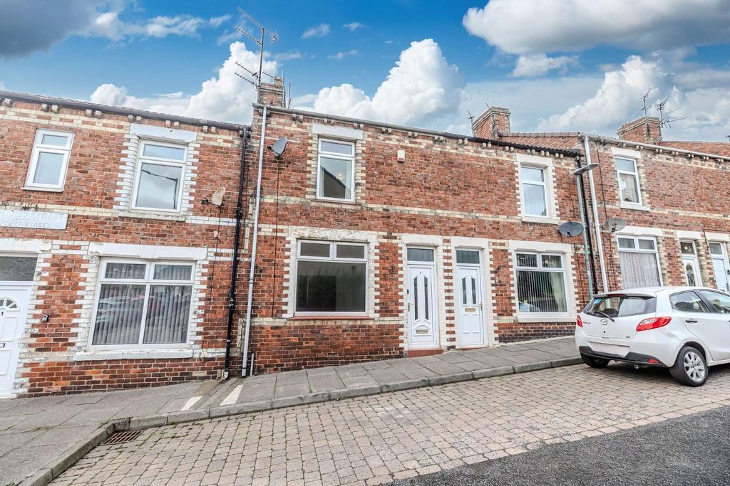 Property photo 1 of 15 2 Bedroom Terraced House To Rent, Stanley Street, Bishop Auckland DL14
