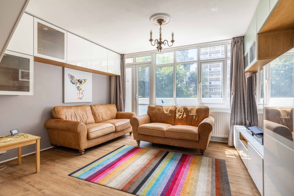 Property photo 2 of 12 Picture 2