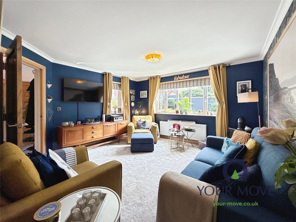 Property photo 2 of 23 Picture No. 12