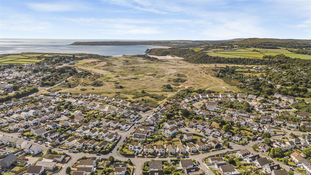 Property photo 2 of 35 Aerial Aspect