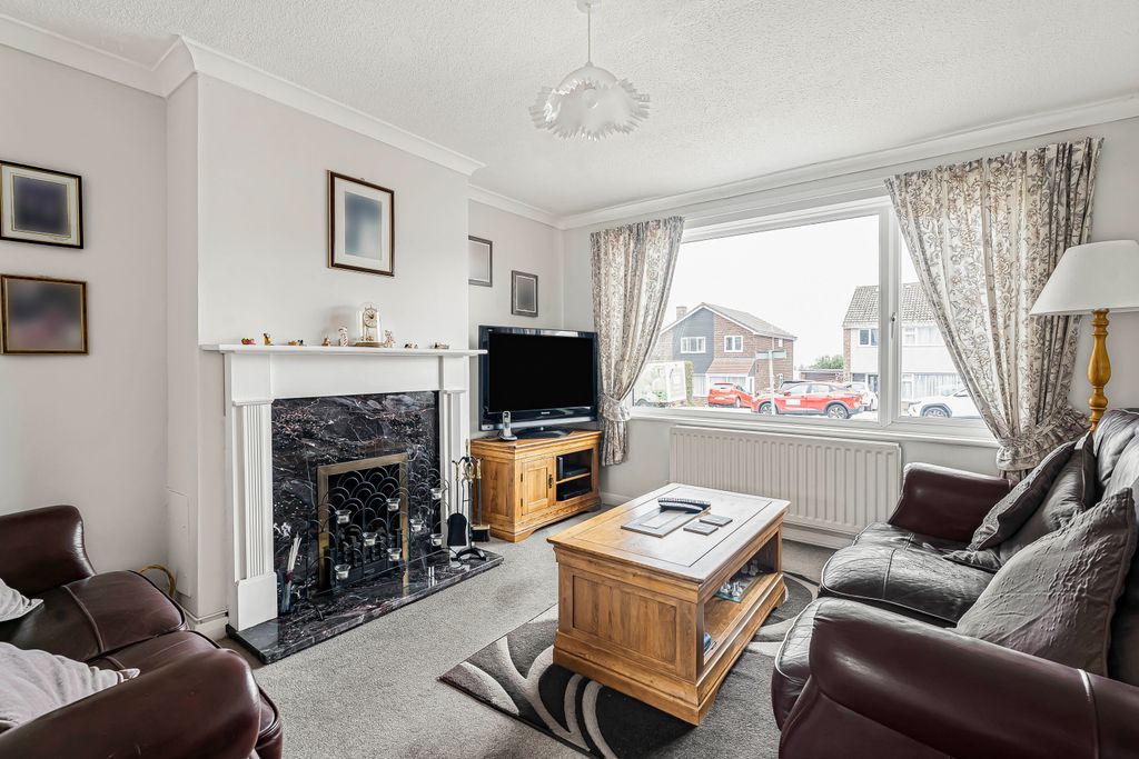 Property photo 3 of 16