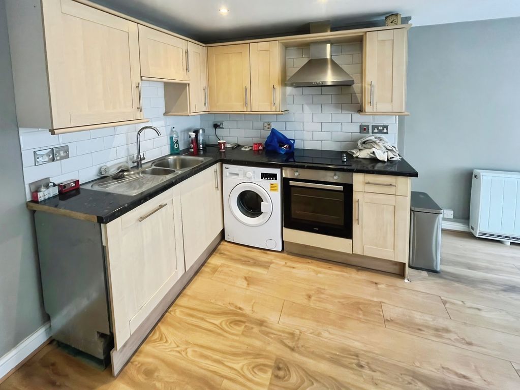 Property photo 3 of 5