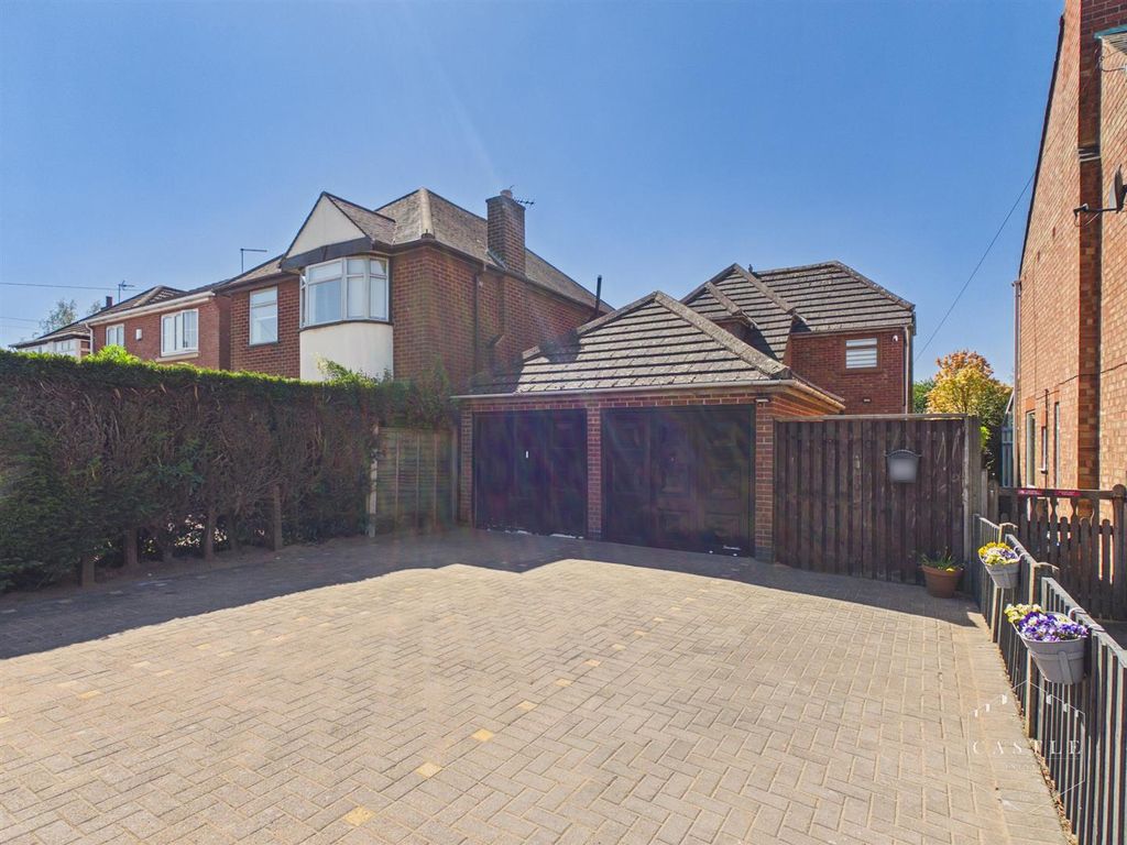 Property photo 1 of 25 Cam02833G0-Pr0776-Still001.Jpg