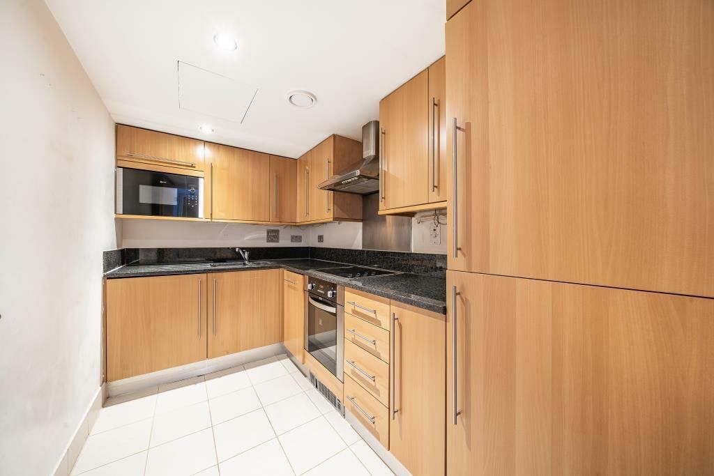 Property photo 2 of 10 3