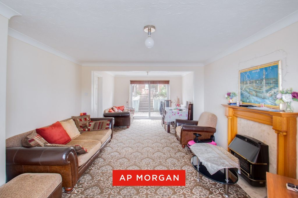 Property photo 2 of 21 Picture No. 47