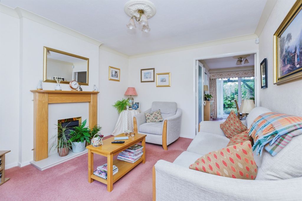 Property photo 2 of 18