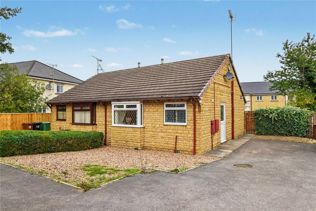 Property photo 1 of 12 Picture No. 18