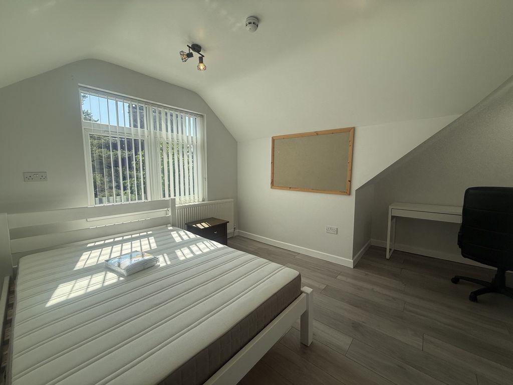 Property photo 2 of 18 Img_8619