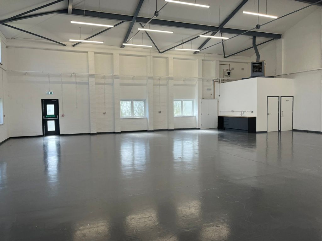 Property photo 2 of 6 Photo 5