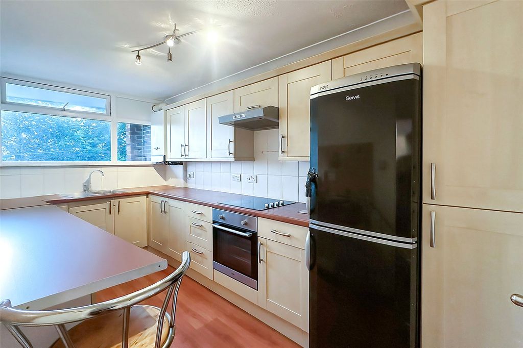 Property photo 2 of 7 Picture No. 18