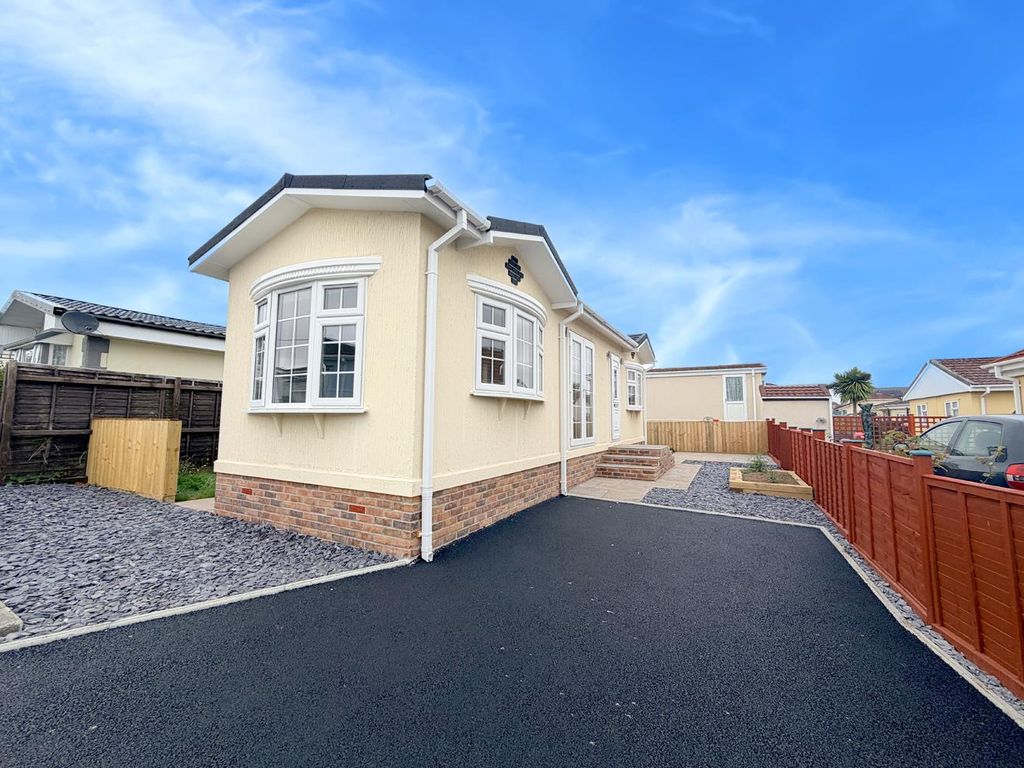 Property photo 1 of 14 Image00010.Jpg