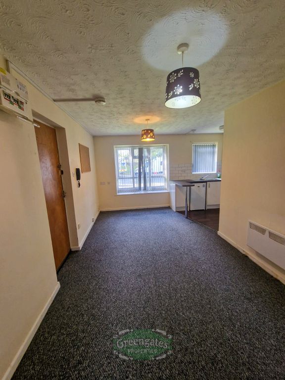 Property photo 1 of 7 E0c977Fc-4407-4754-97Ac-5A8d1d4Ecde9